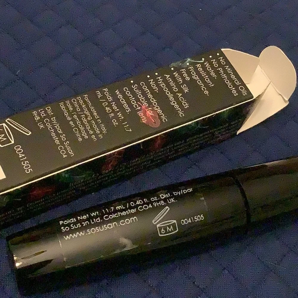 NIB So Susan FeatherLash Mascara in Black